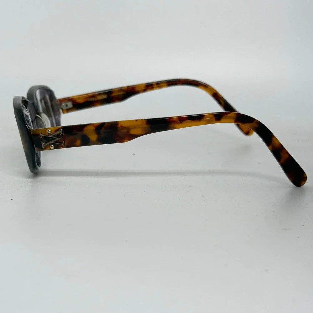 Vera Wang Tortoise Shell Eyeglasses Frames Women's Fashion 52 16 135‎ V183 21048